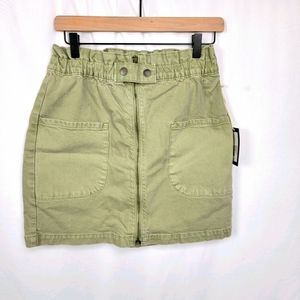Universal Thread green paperbag skirt